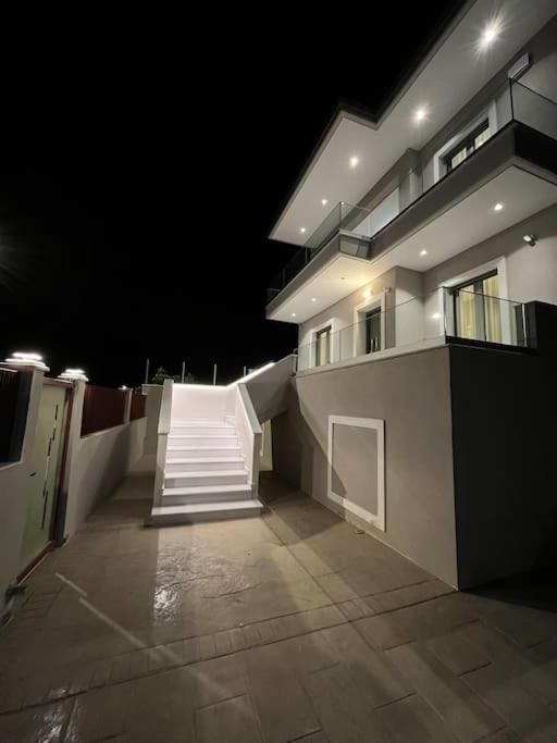 Villa Maria Eirini Lechaio Bagian luar foto
